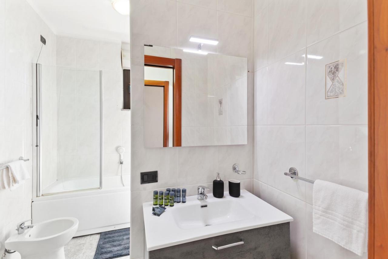 Bari Waterfront Apartment Exterior photo